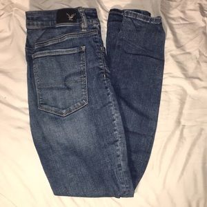 Medium Wash American Eagle Jeans